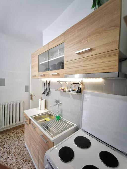 Athens Paradise Apartament 50 Sqm Near To Metro #2 외부 사진